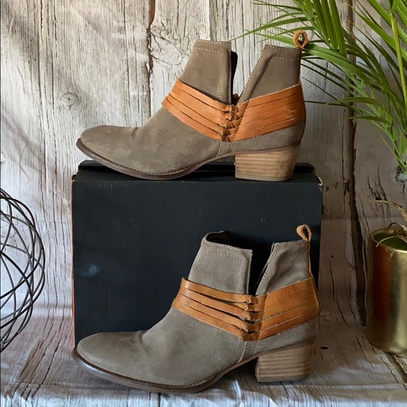Diba Shoes - Diba True Sly Fox Ankle Boots